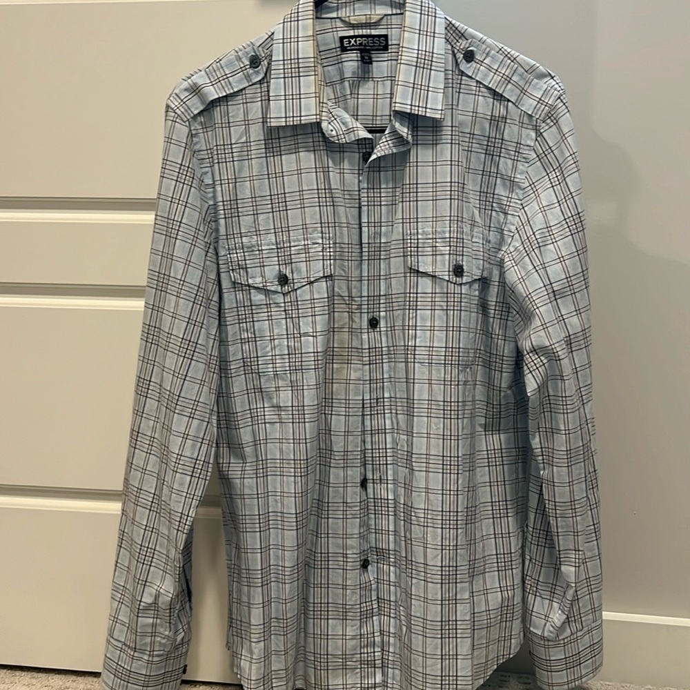 Express Men’s Modern Fit Dress Shirt